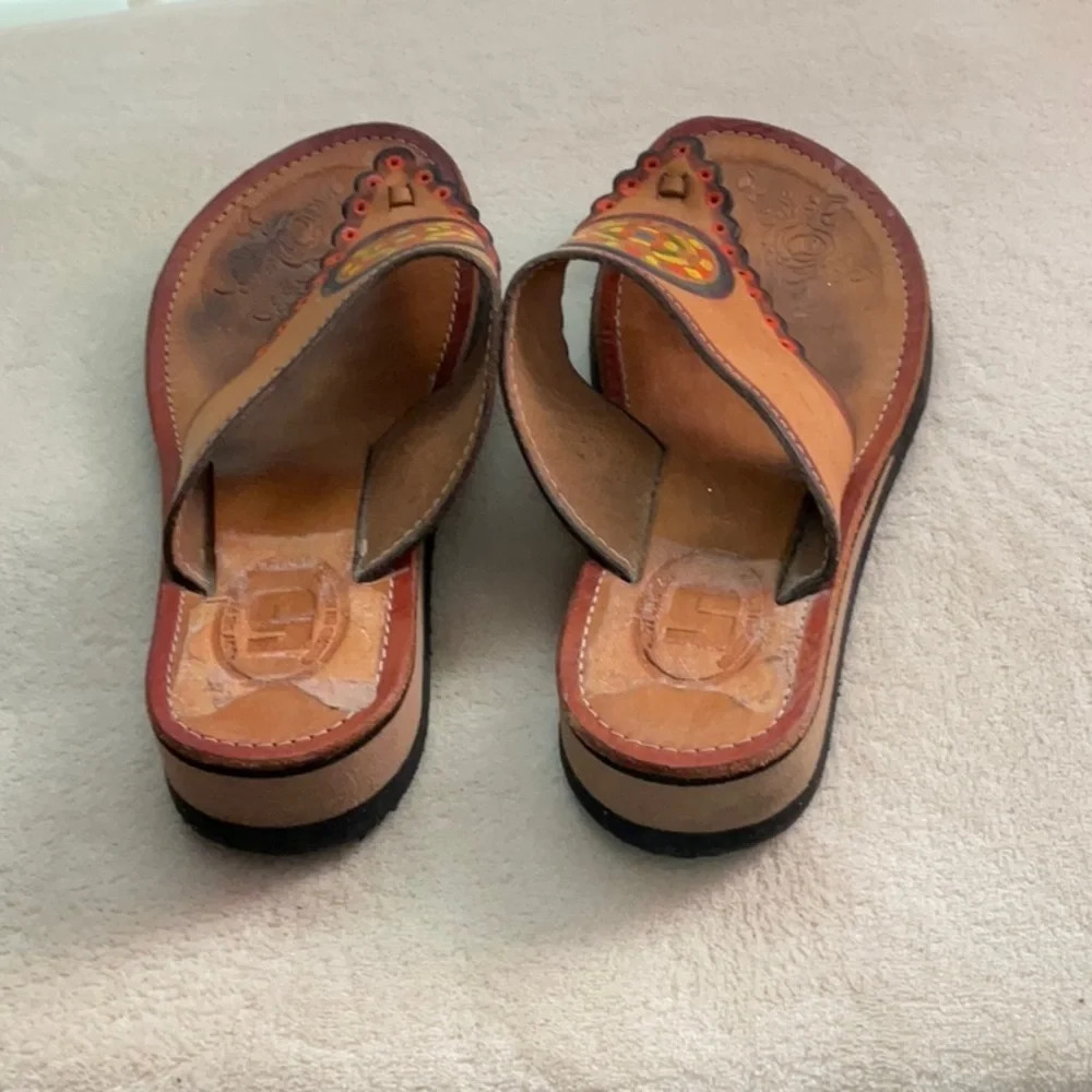 Sandals - Picture 3 of 6